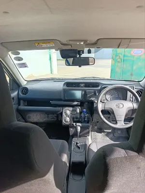 Toyota Succeed 2019 Silver