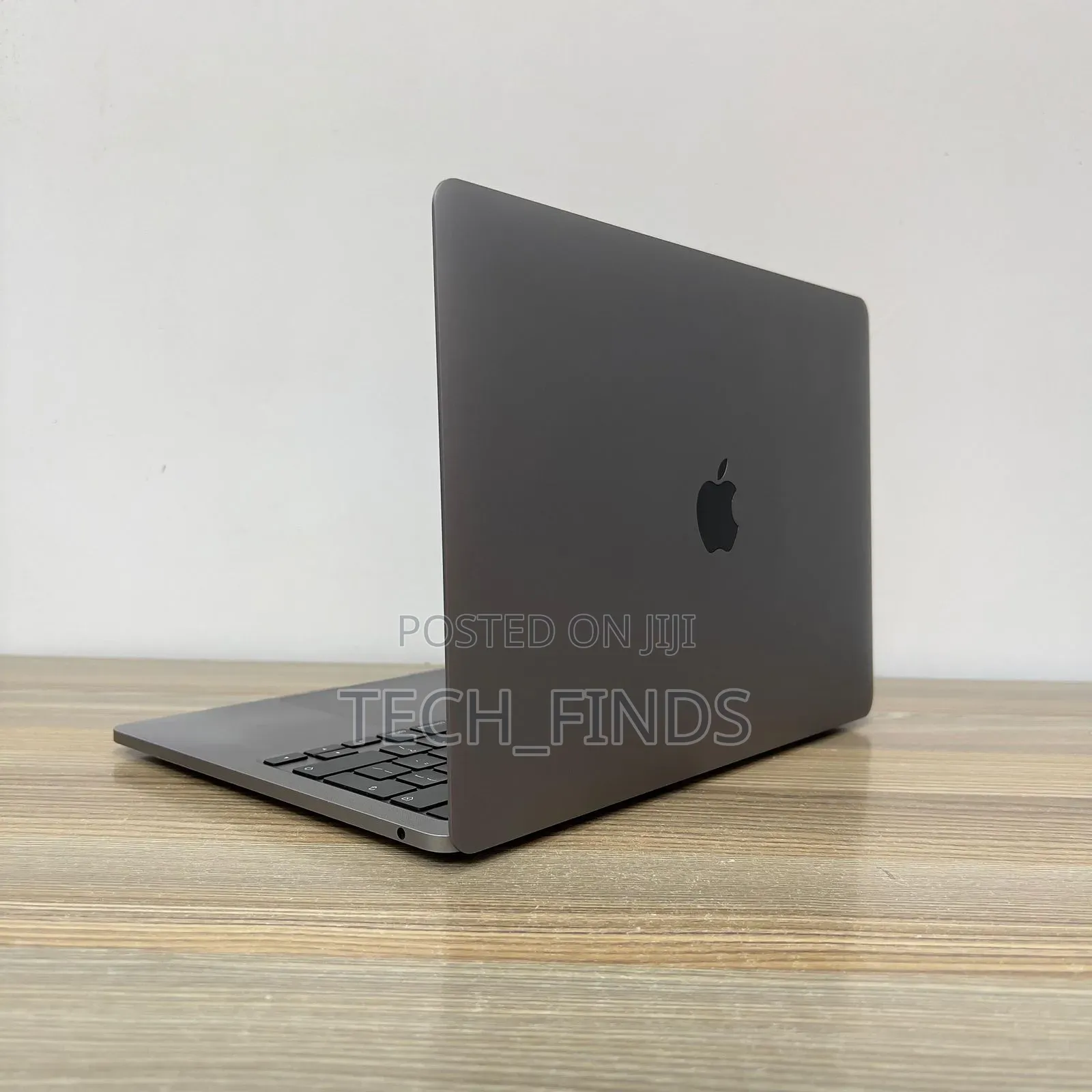 Laptop Apple MacBook Pro 2021 M1 8GB Apple M1 SSD 256GB