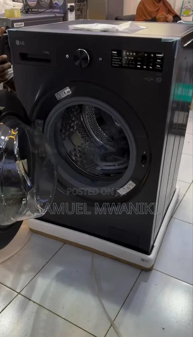 Lg 15/8 Kg Front Load Washer and Dryer Full Automatic Essence Graphite - thumbnail 2