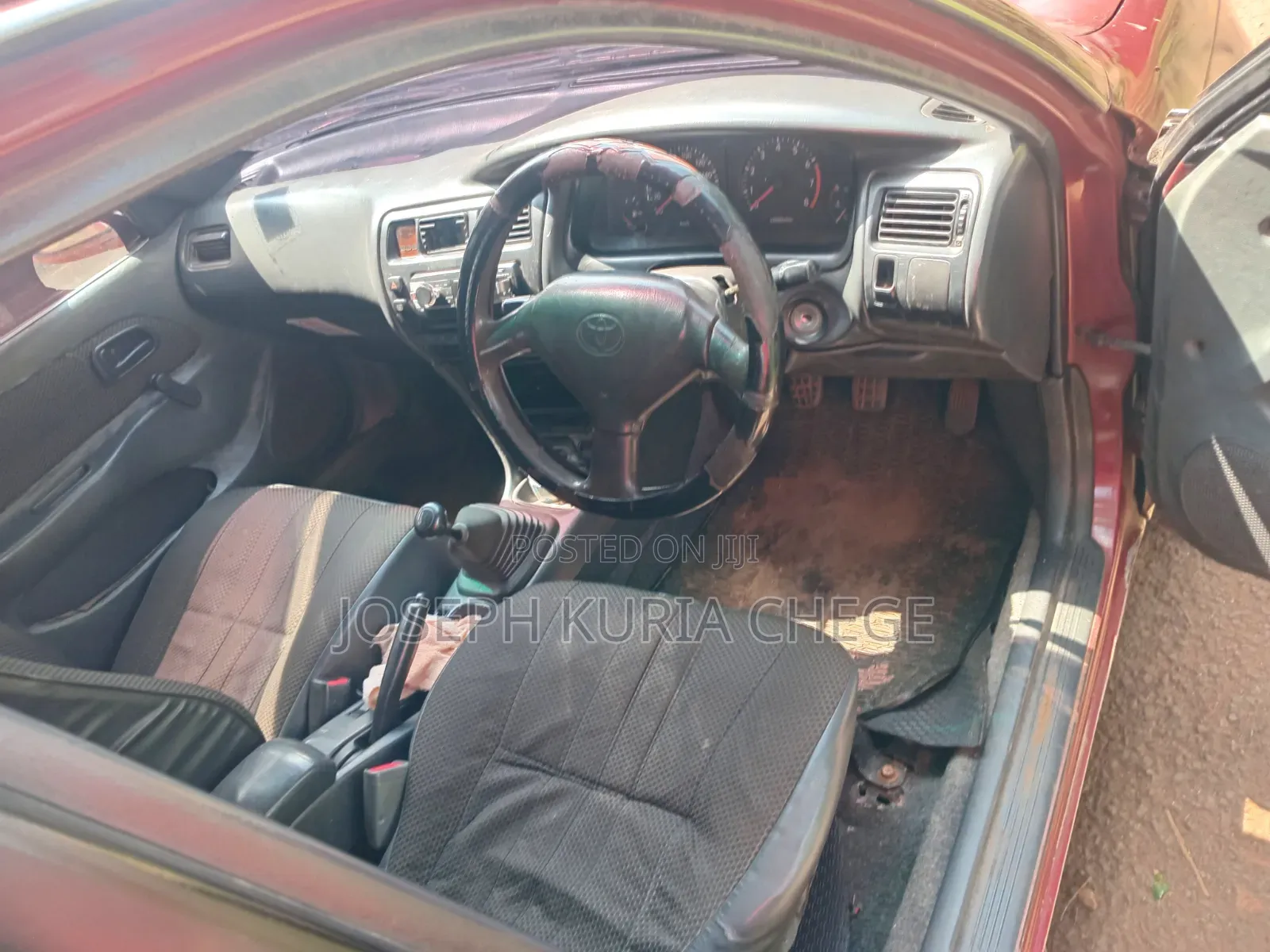 Toyota Corolla 1998 Maroon