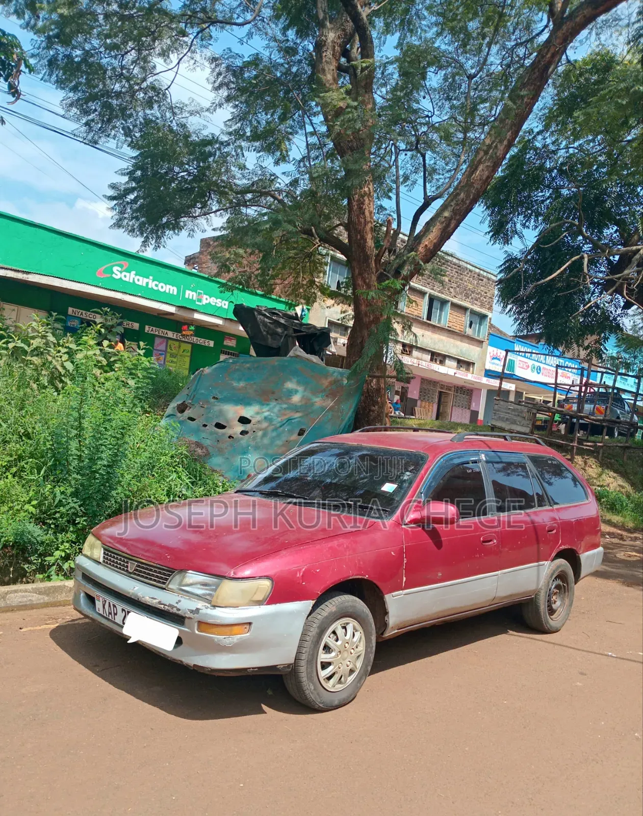 Toyota Corolla 1998 Maroon