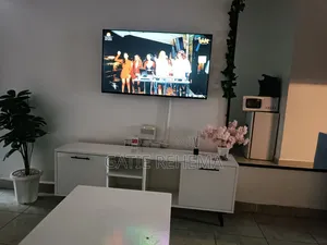 Stylish Airbnb Close to TRM Mall