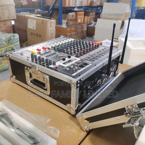 Yamaha Pm-8s 8 Channels Briefcase Mixer With Wireless Microphone