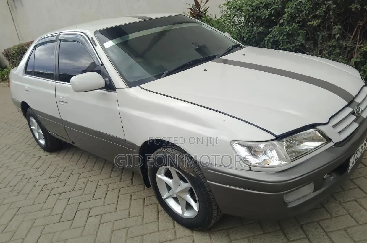 Toyota Premio 2001 White