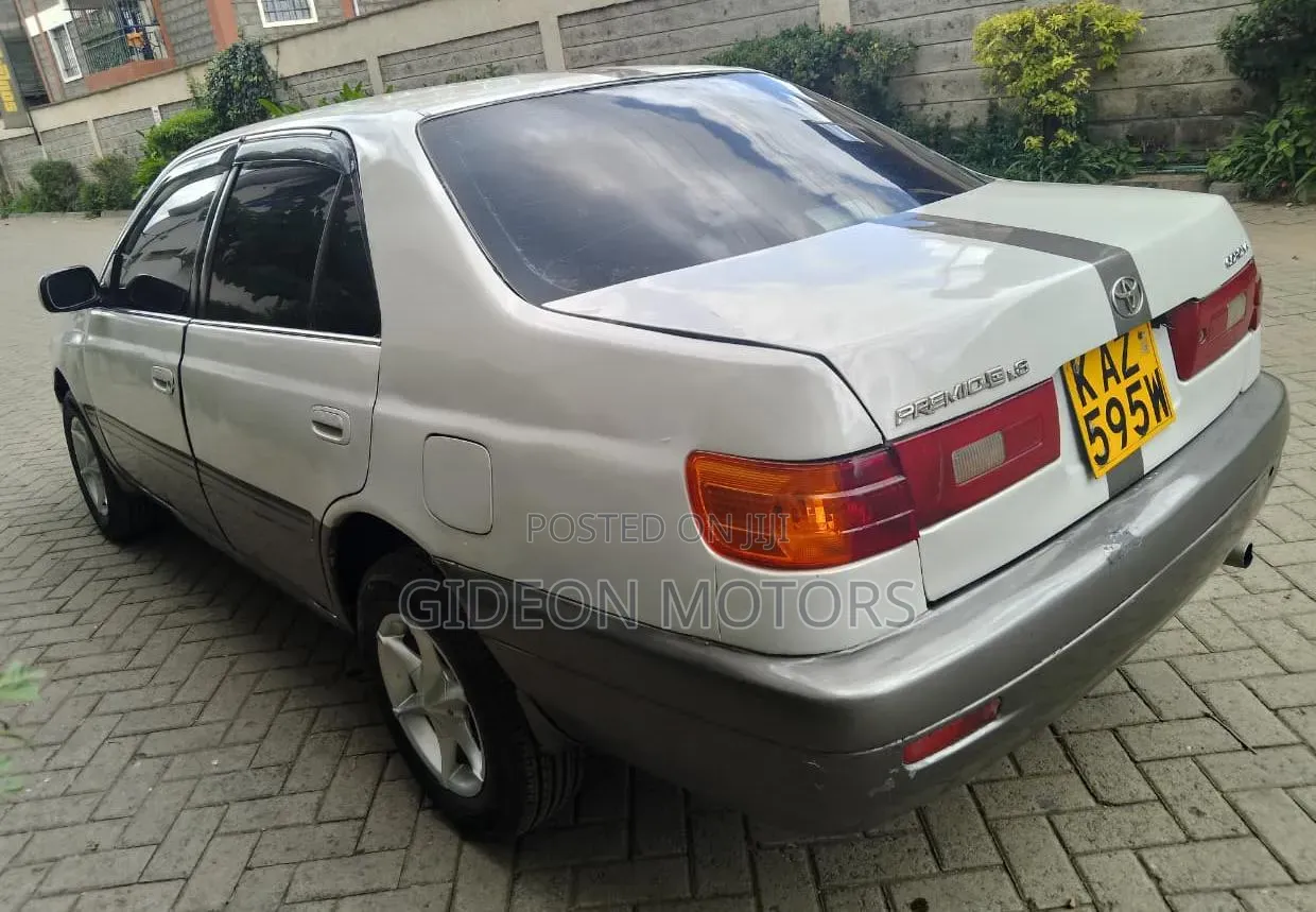 Toyota Premio 2001 White