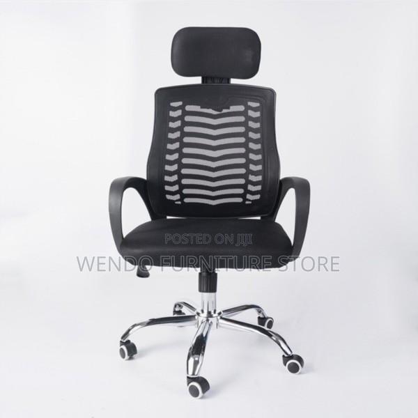 Office Chair : Ergonomic Black Mesh Office Chair - thumbnail 4