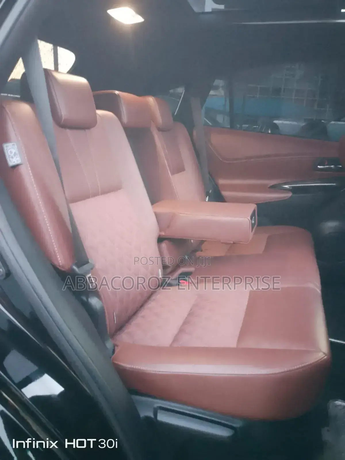 Toyota Harrier 2.5 Hybrid 4WD 2019 Black