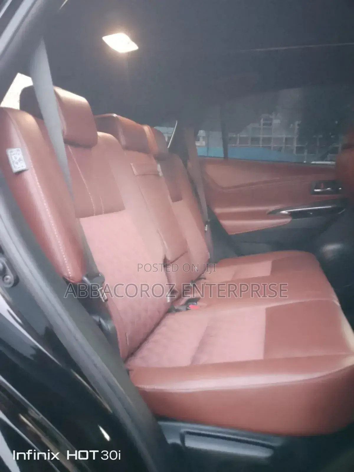 Toyota Harrier 2.5 Hybrid 4WD 2019 Black