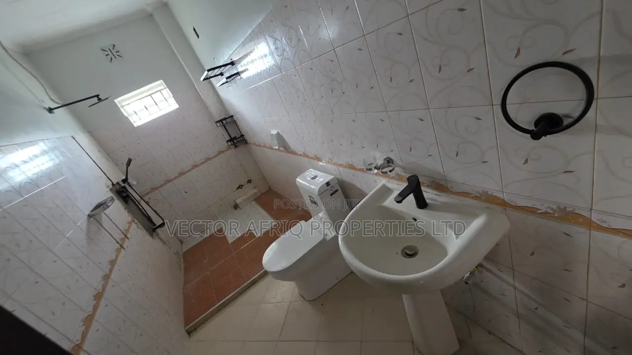 5bdrm Maisonette in Kitengela for rent