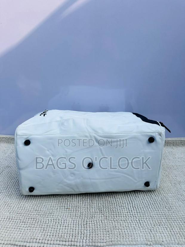 Titleist Golf Travel Duffle Bag With Shoe Compartment - White/Black - thumbnail 2