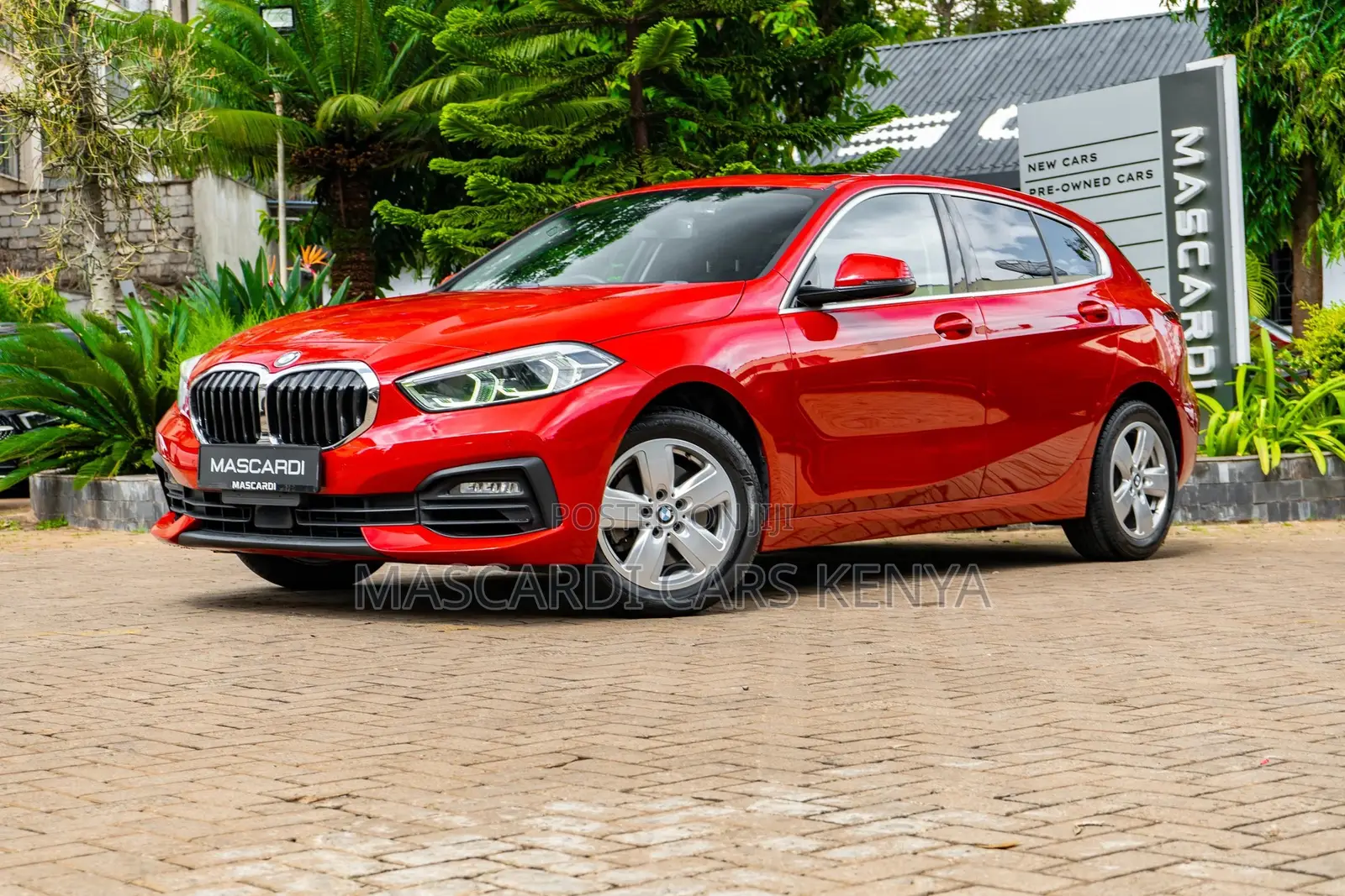 BMW 118i 2019 Red
