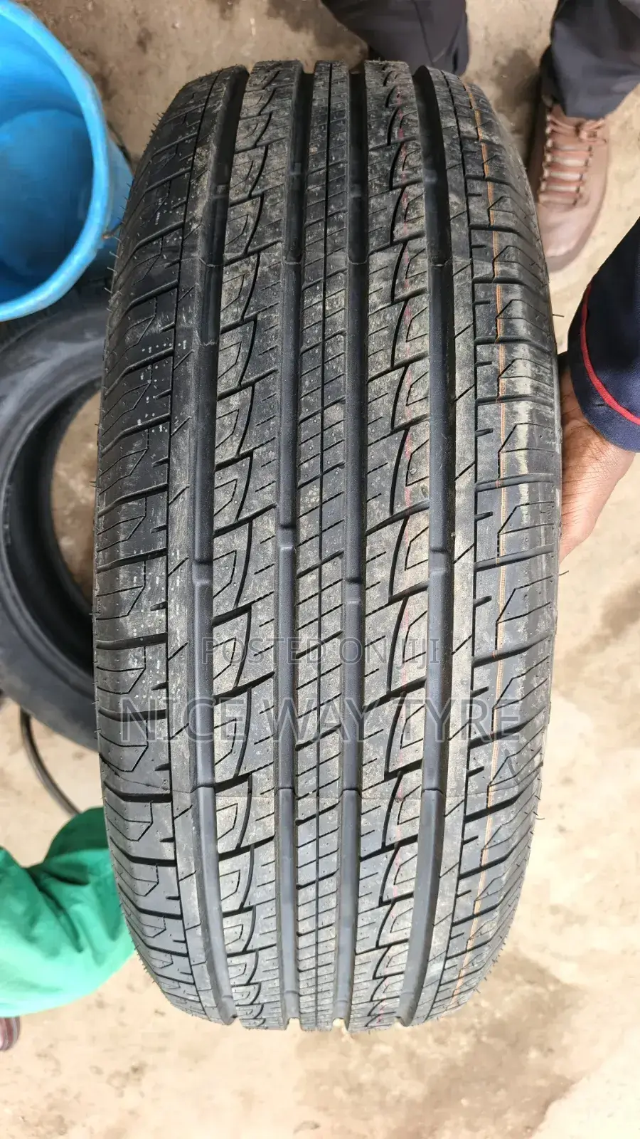 235/55r19 Zextour