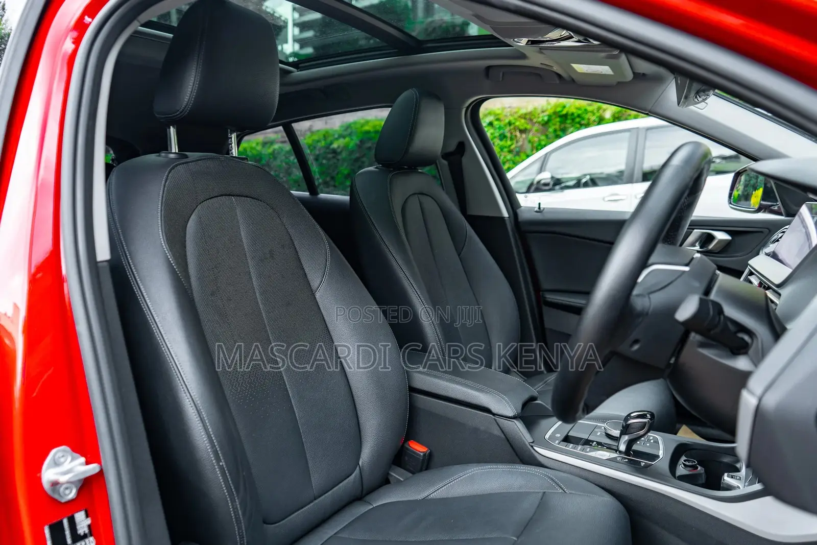 BMW 118i 2019 Red