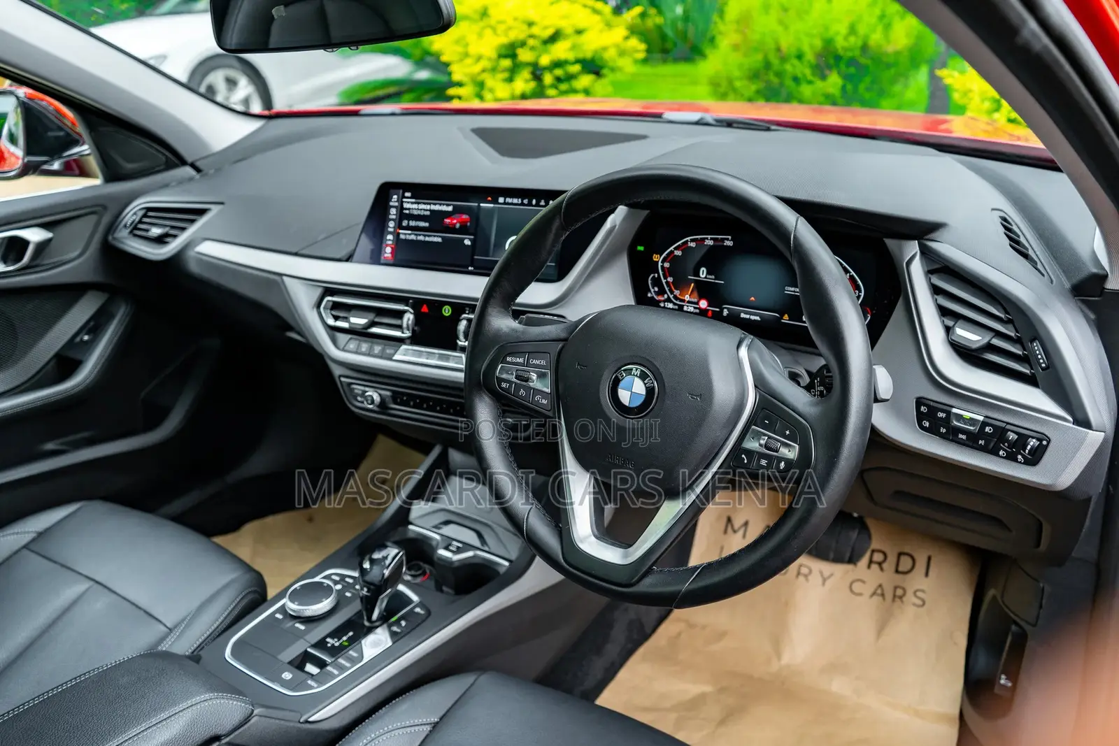 BMW 118i 2019 Red