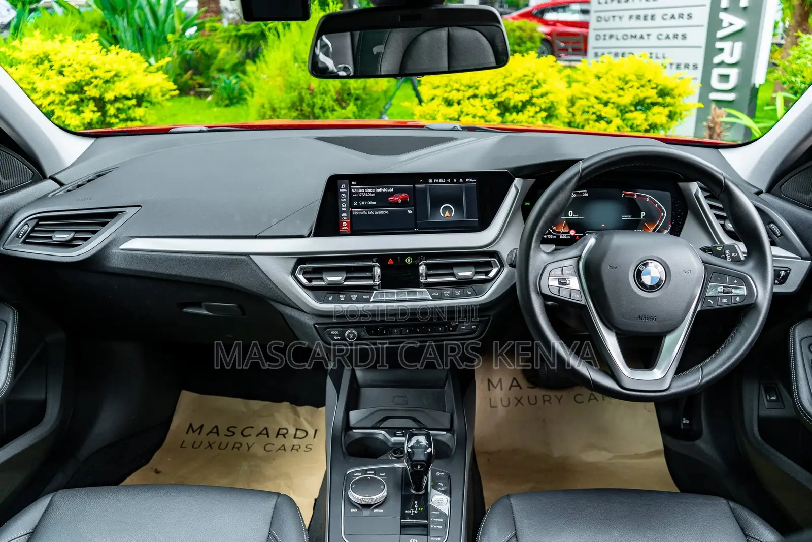 BMW 118i 2019 Red