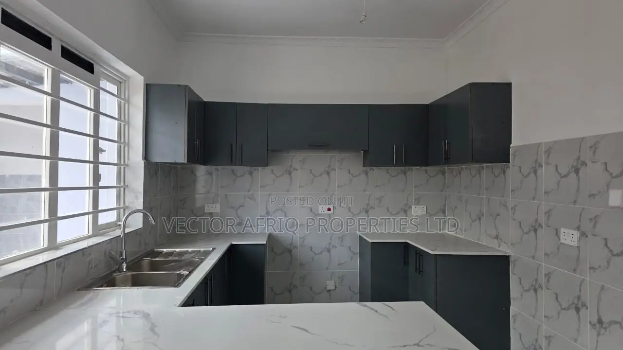 3bdrm Bungalow in Kitengela for sale