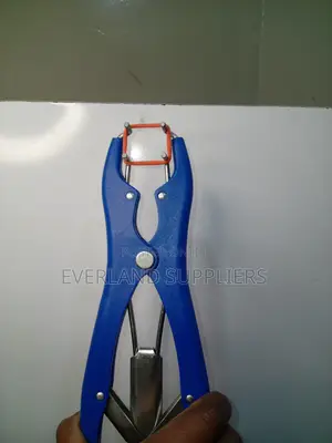 Plastic Castration Elastrator