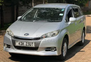 Toyota Wish 2015 Silver