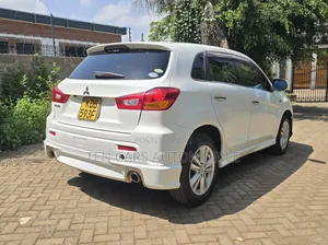 Mitsubishi RVR 2013 White