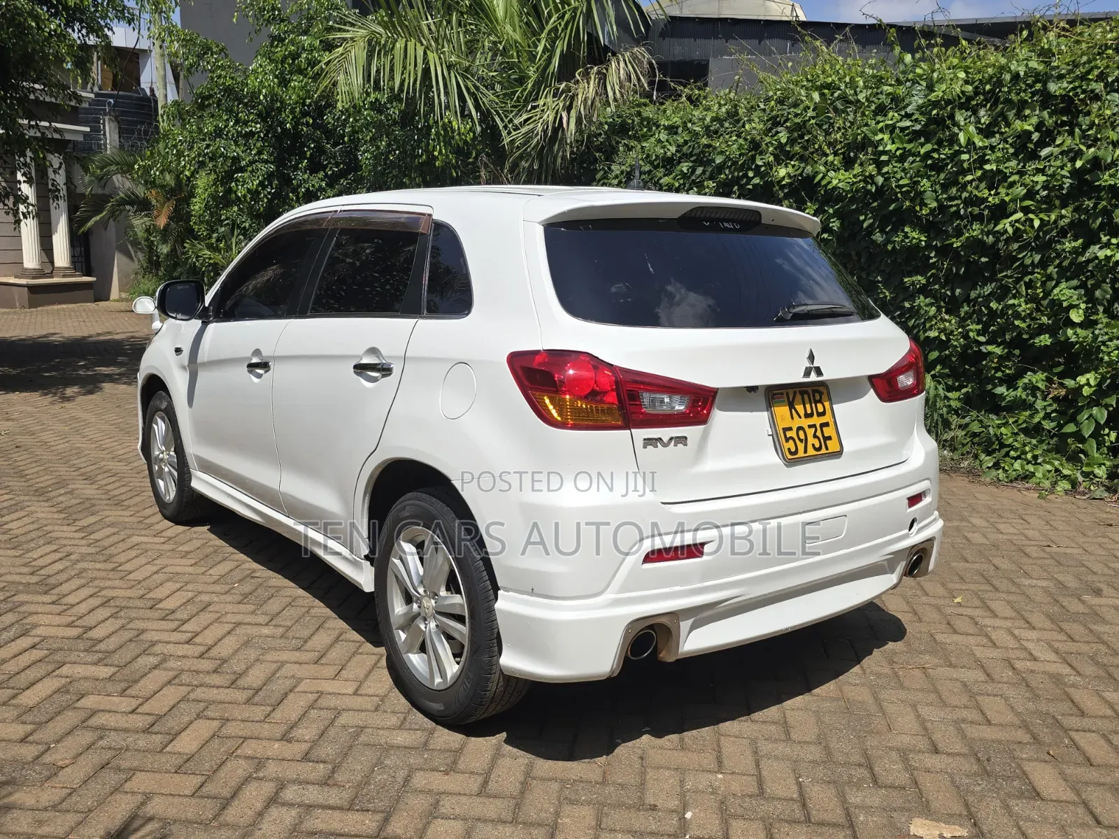 Mitsubishi RVR 2013 White