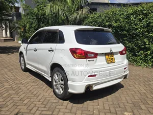 Mitsubishi RVR 2013 White