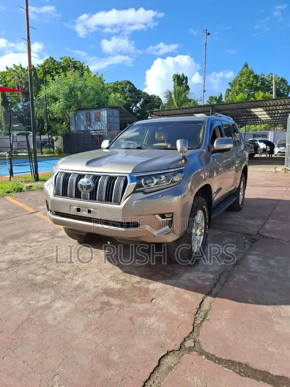 Toyota Land Cruiser Prado 2018 Brown
