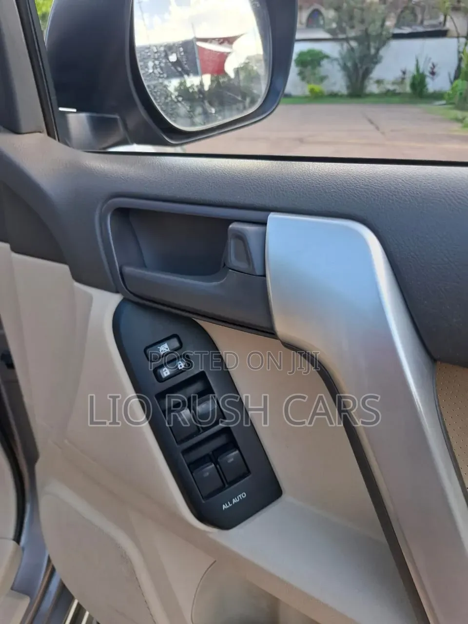 Toyota Land Cruiser Prado 2018 Brown