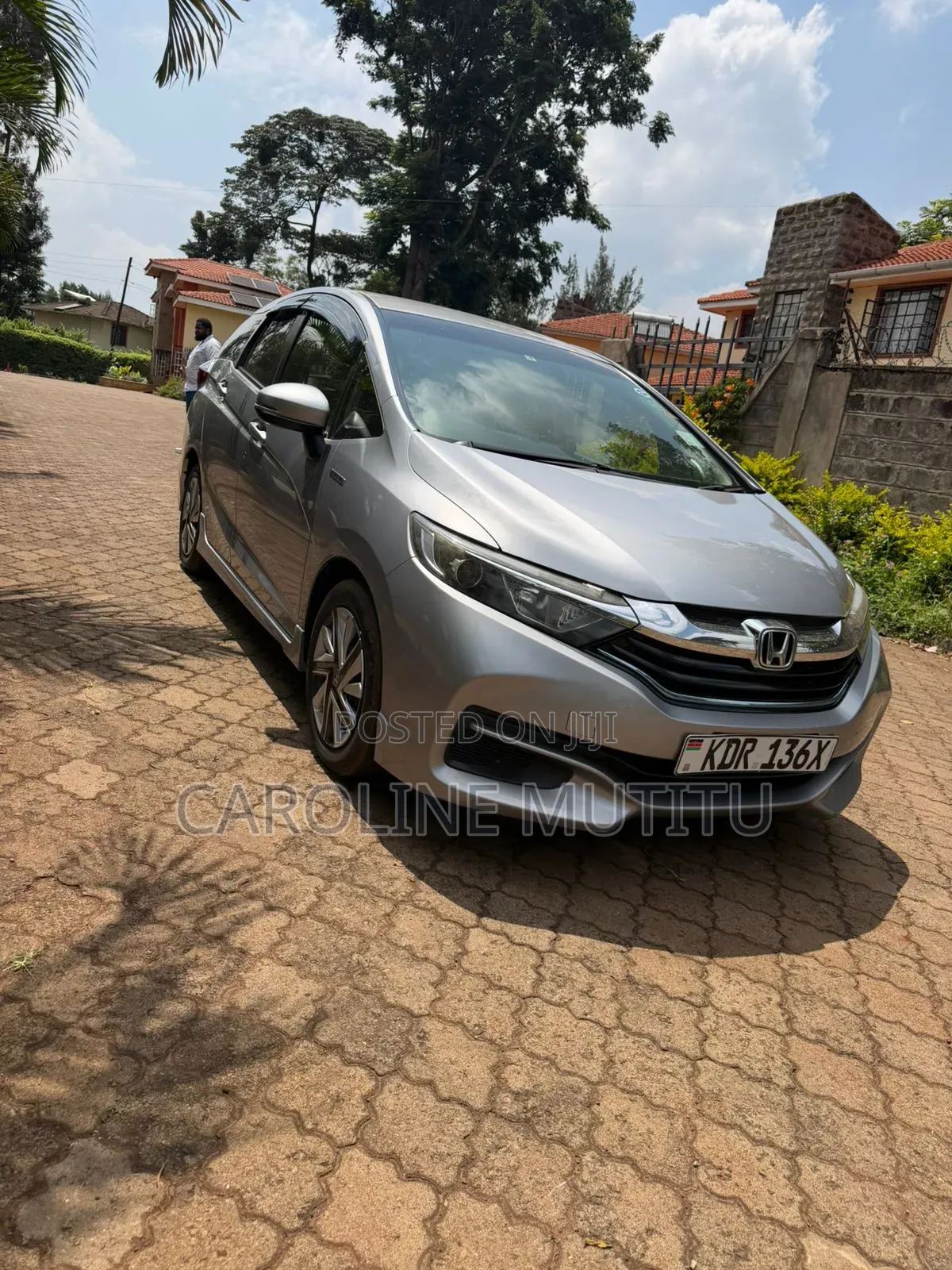 Honda Fit Shuttle 2017 Silver
