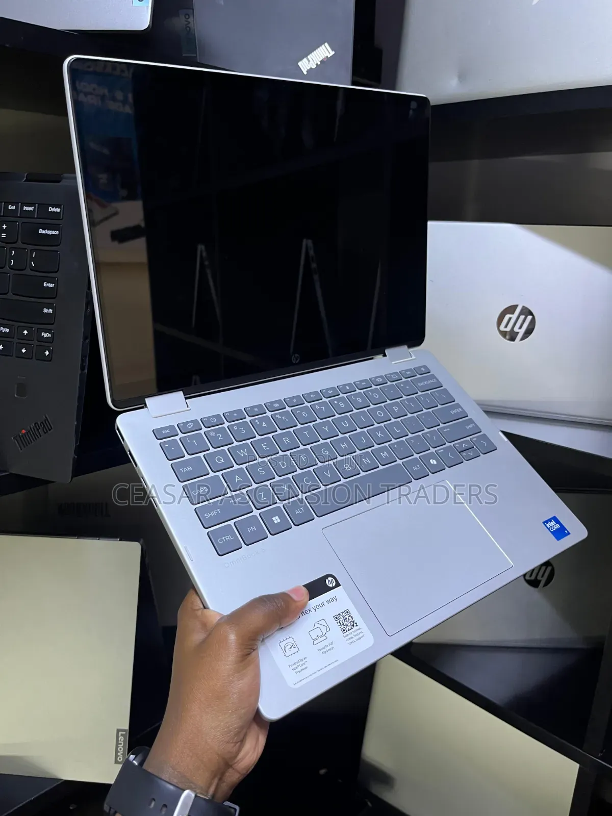 Laptop HP OmniBook 5 Flip 16GB Intel Core 7 SSD 512GB