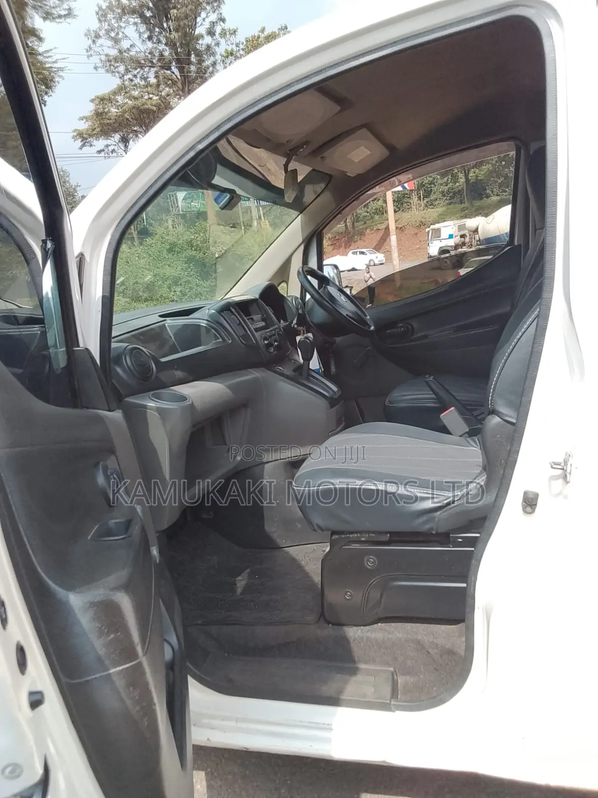 Nissan NV200 2012 White