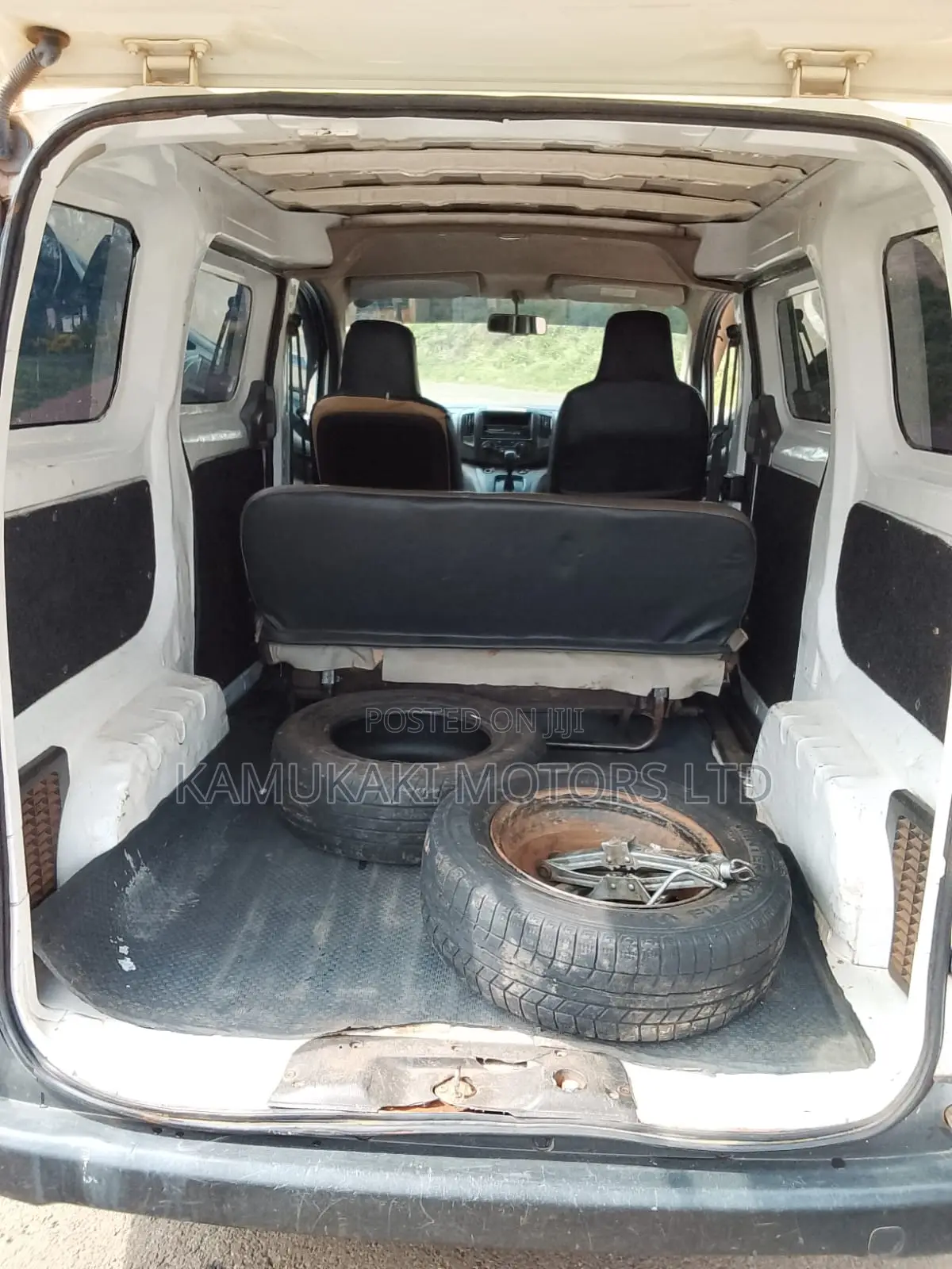 Nissan NV200 2012 White