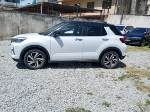 Toyota Raize 1.0 AWD 2020 White