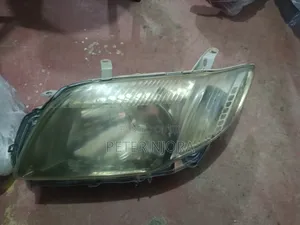 Axio 2007 Non Zenon Headlights
