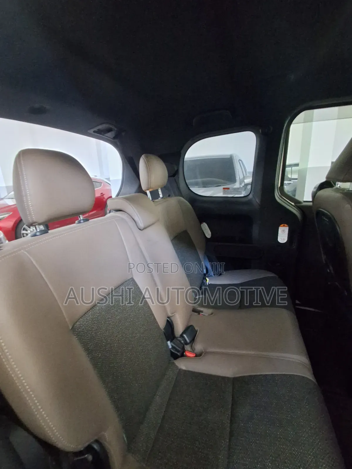 Toyota Porte 2018 Off white