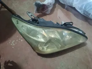 Harrier 240 Zenon Headlights