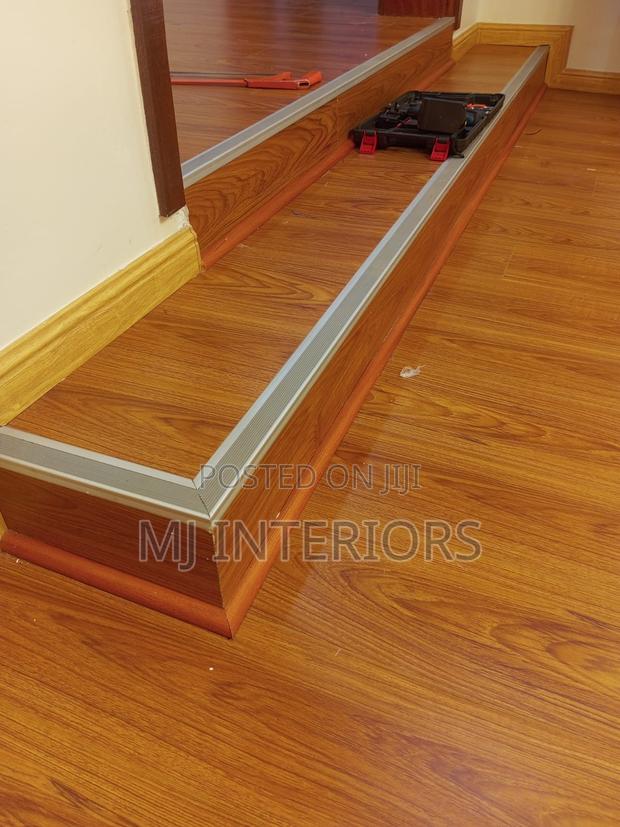 Strong Waterproof SPC Floors With Beautiful Wood Texture