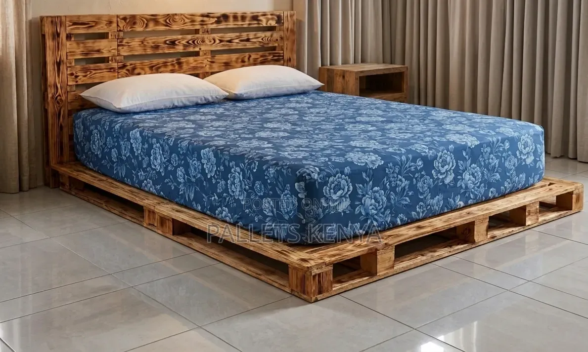 5×6 Wooden Pallet Bed – Affordable, Strong Space-Saving