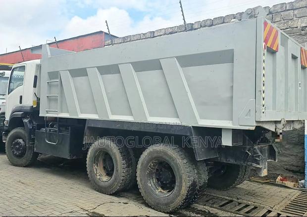 Isuzu FVZ Financing - thumbnail 3