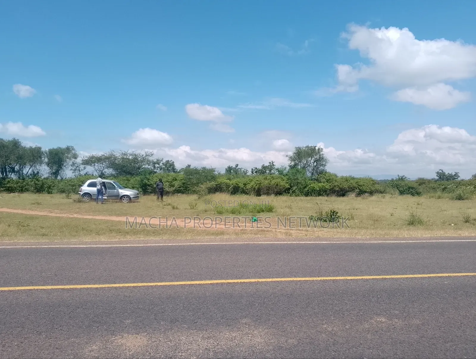 1 Acre for Sale Fronting Tarmac Rd at Makutano-Mwala Junction