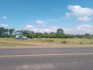 1 Acre for Sale Fronting Tarmac Rd at Makutano-Mwala Junction