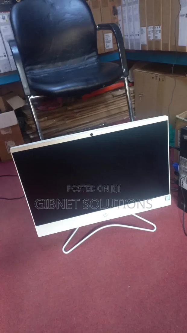 Desktop Computer HP 200 G4 22 All-in-One 8GB Intel Core i5 SSD 512GB - thumbnail 2