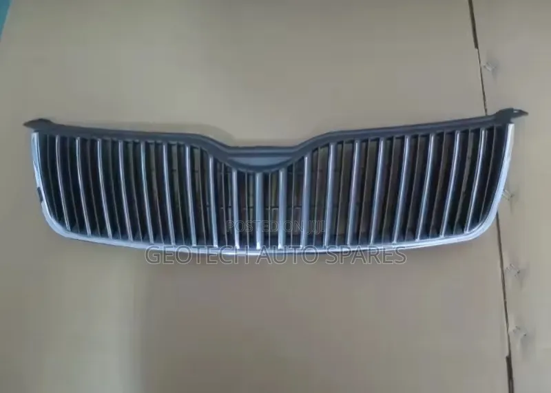 Front Grill Nze/Fielder 2005