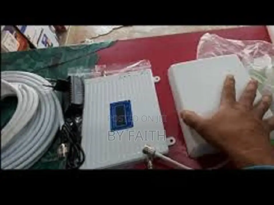 Enhanced GSM Signal Network Booster Triband(2g, 3g, 4g) Ki