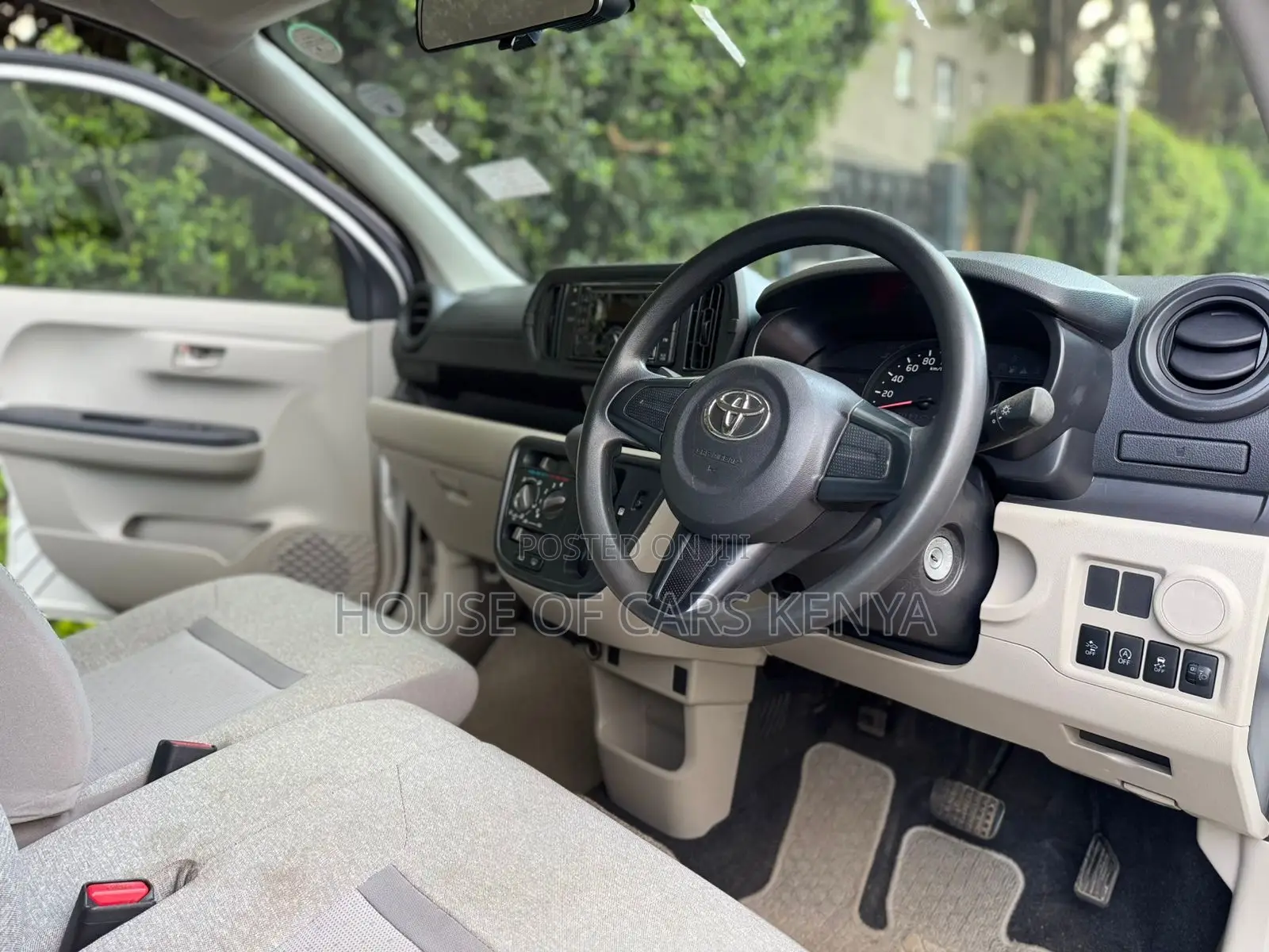 Toyota Passo 2018 White