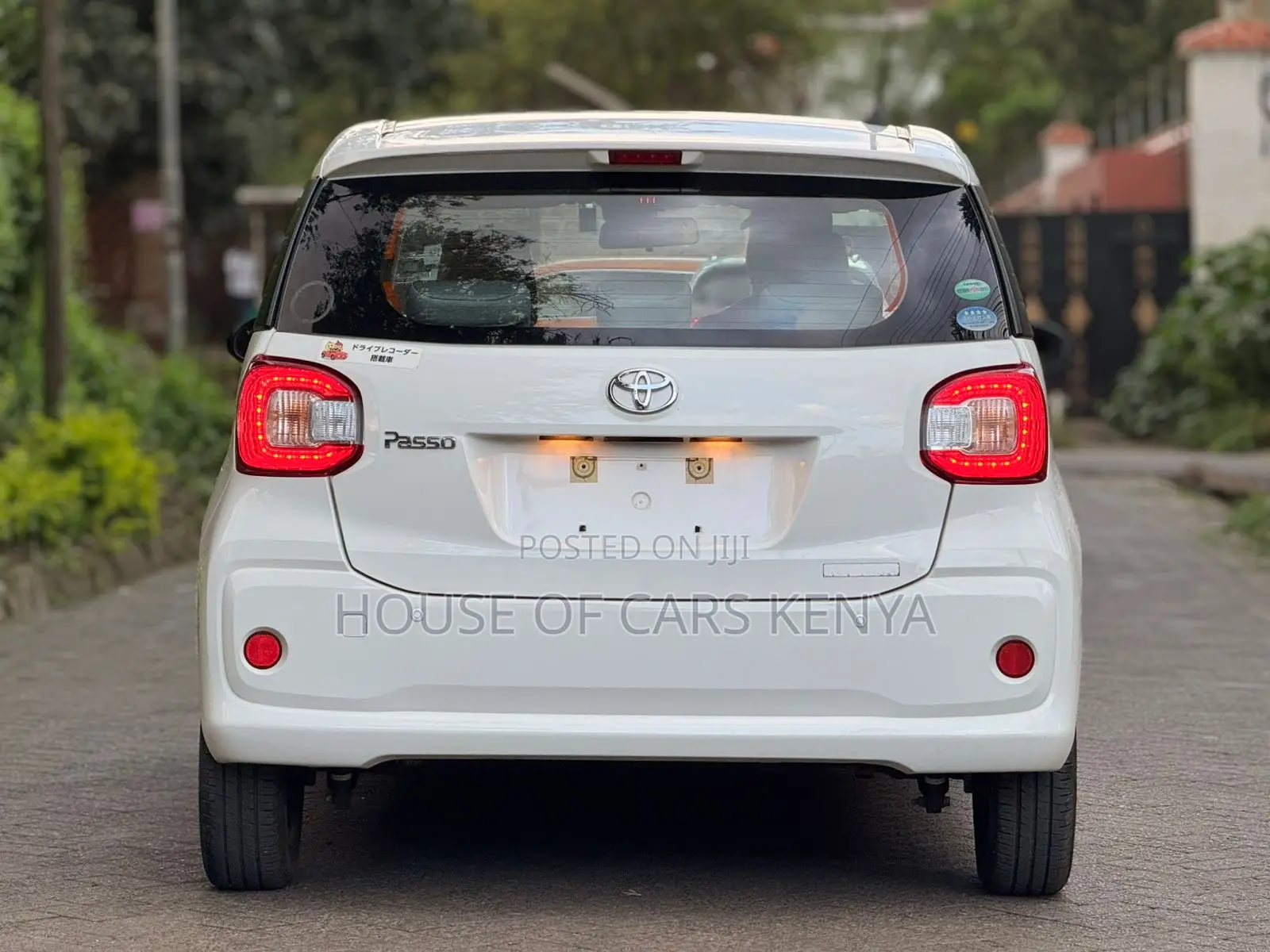Toyota Passo 2018 White