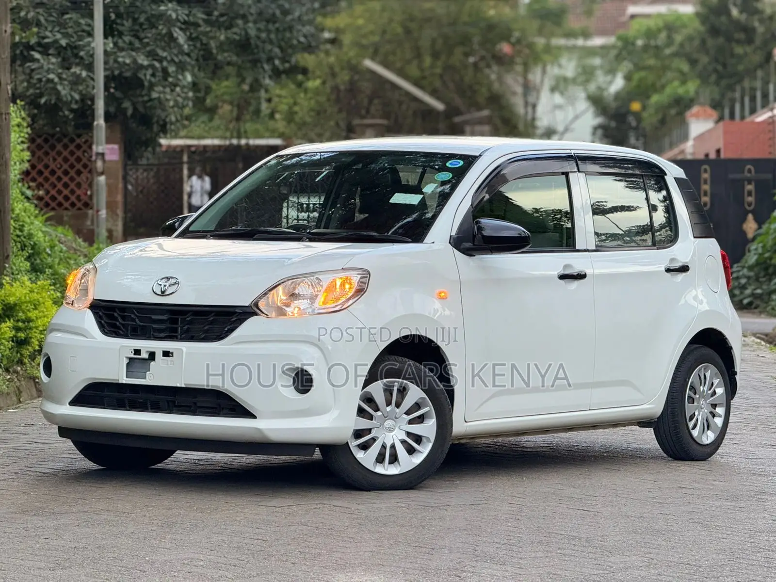 Toyota Passo 2018 White