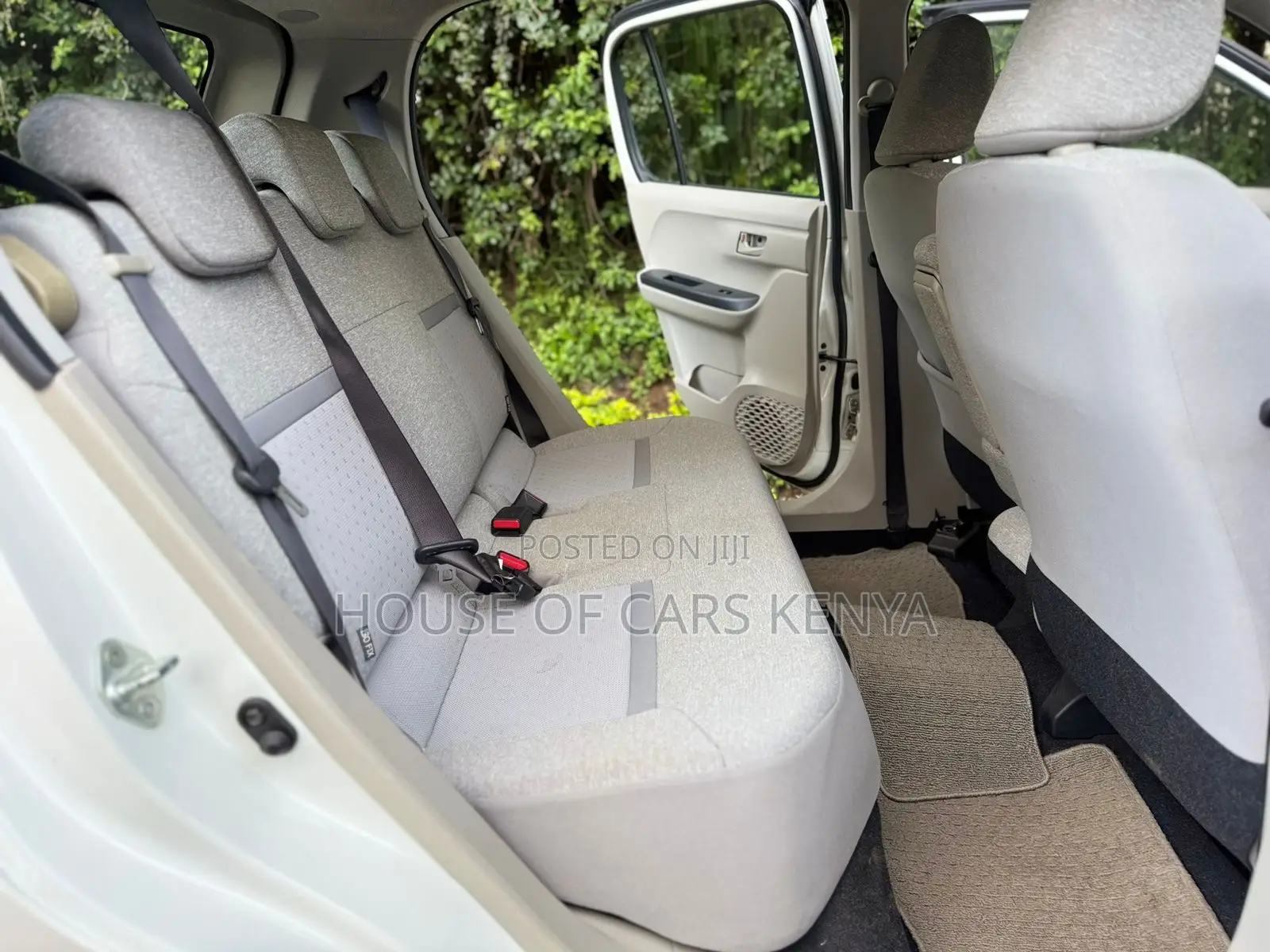 Toyota Passo 2018 White