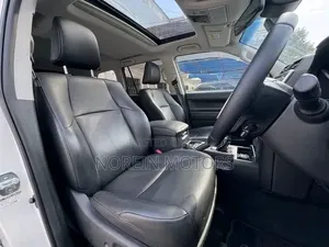 Toyota Land Cruiser Prado 4.0 Petrol TX 2019 Off white