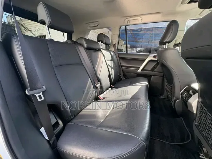 Toyota Land Cruiser Prado 4.0 Petrol TX 2019 Off white