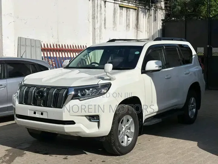 Toyota Land Cruiser Prado 4.0 Petrol TX 2019 Off white